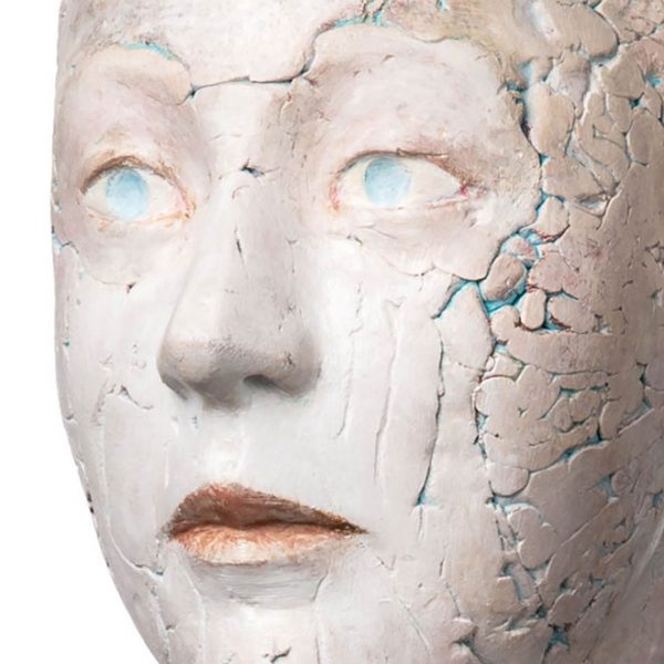 Alice qui revient du Pays des Merveilles